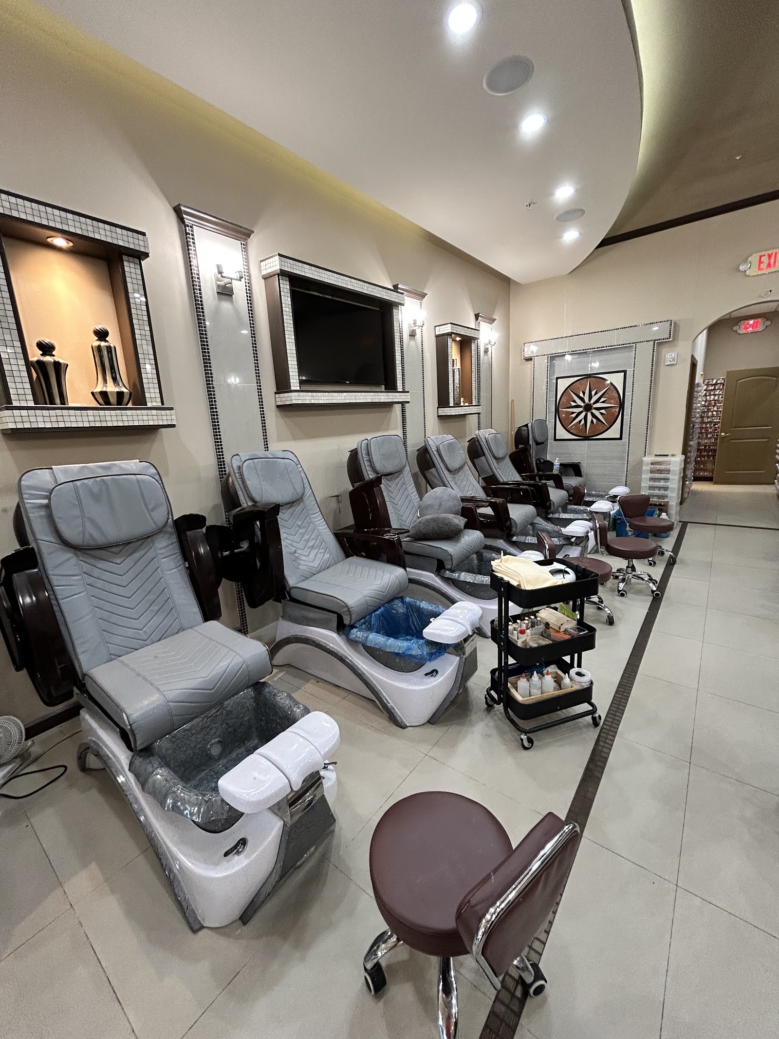 Nail Care Spa nail photo 3